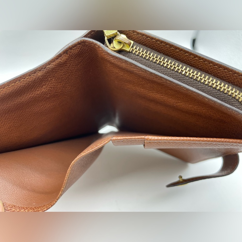 Louis Vuitton Monogram Organizer/Wallet - Picture 6 of 10